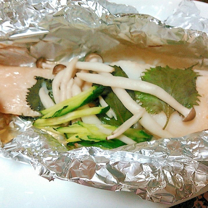 鱈 紫蘇しめじキュウリのホイル焼き レシピ 作り方 By あけぼのマジック 楽天レシピ 鱈 紫蘇しめじキュウリのホイル焼き レシピ 作り方 By あけぼのマジック 楽天レシピ